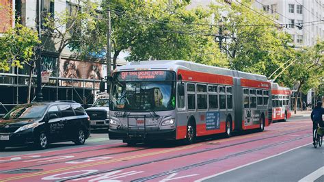 San Francisco Muni Bus — Tunnel Time