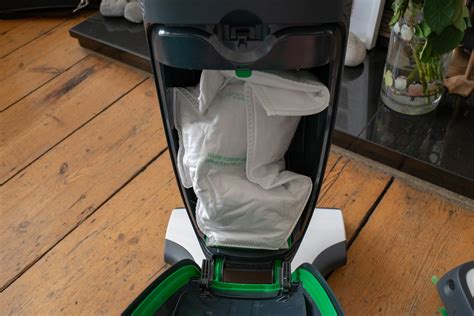 Vorwerk Kobold VK200 Review | Trusted Reviews