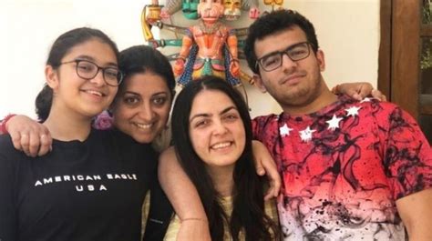 Smriti Irani wins internet by sharing adorable pic with her three kids ...