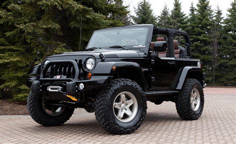 Jeep Wrangler Lifted Black