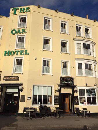 THE OAK HOTEL LOUNGE BAR & GRILL, Ramsgate - Restaurant Reviews, Photos ...