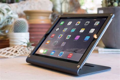 5 Best iPad Holders and Tablet Desk Stands in 2020 - ESR Blog