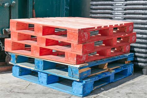 Where to Find Free Pallets Near You