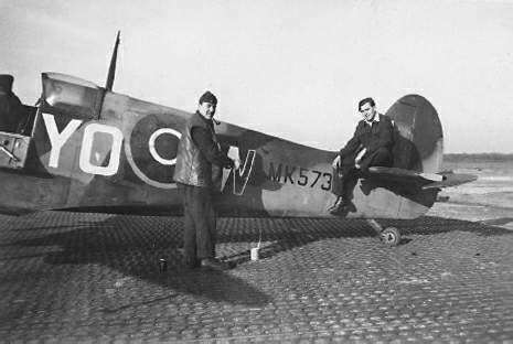 Spitfire pilots and aircraft database - Spitfire MK573