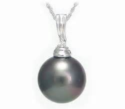 Tahitian Black Pearl Pendant | Black Pearl with Chain Necklace