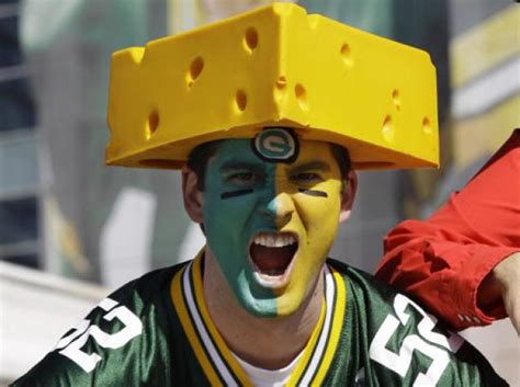 History of the Green Bay Packer Cheesehead | Farm Life News and Articles