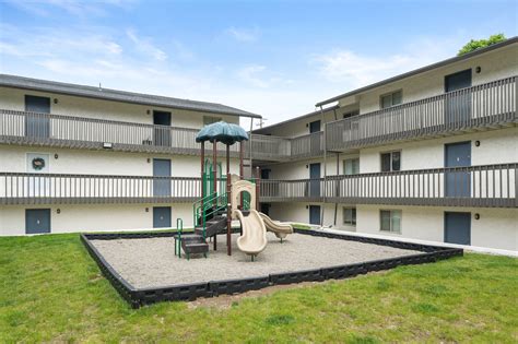 View Photos & Take A Virtual Tour | Serrano Apartments