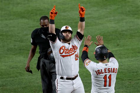 Offense awakens as Orioles end losing streak, beat Braves 14-1 - Camden ...