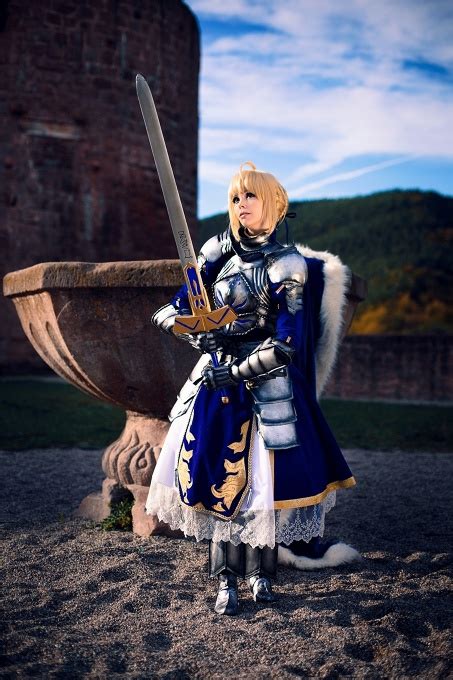 Saber (Fate/Zero) Cosplay by Calssara | Tokyo Otaku Mode Gallery