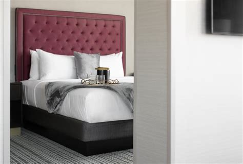 THE AXIS MOLINE HOTEL, TAPESTRY COLLECTION BY HILTON - Updated January 2025 - 100 Photos & 21 ...