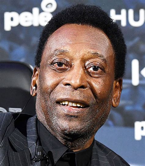 Pele depressed, reclusive because of poor health: son - Sports - The Jakarta Post