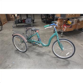 Schwinn Tricycle With Basket Urban Bike | Property Room