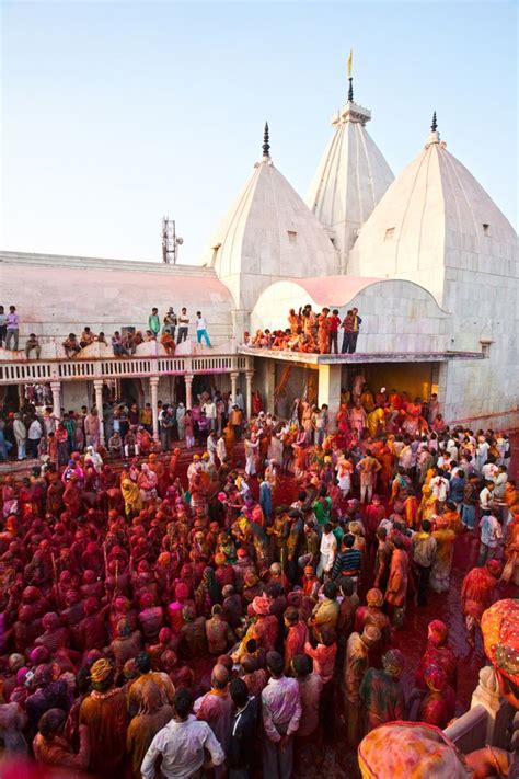 Nandgaon Holi, Mathura, Uttar Pradesh, India | Holi images, Holi, Uttar pradesh