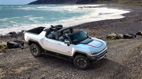 US: GMC Hummer EV Pickup Sales Down 83 Percent In Q2 2023