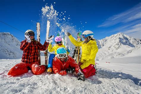 Kit Lender - Simple Ski and Snowboard Clothing Rentals for Your Next Trip