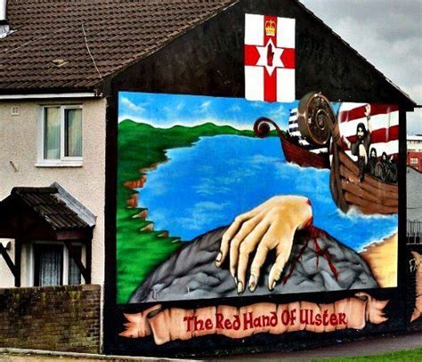 Pictures of Belfast murals