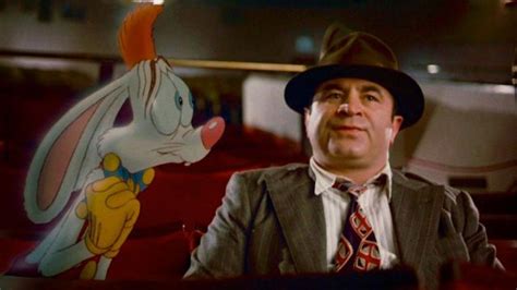 The tie Eddie Valiant (Bob Hoskins), Who wants the skin of Roger Rabbit ? | Spotern