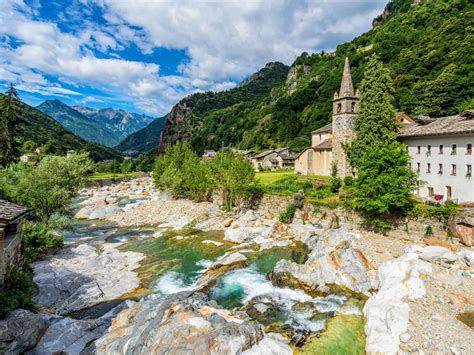 Traditional Food of Aosta Valley – Foods You Must Try During Your Visit - Eating Around Italy