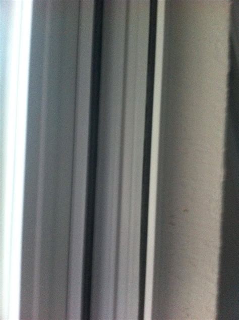 windows - How can I remove the side glass pane from a patio sliding ...