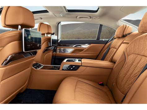 2020 BMW 7-Series: 23 Interior Photos | U.S. News