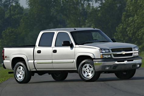 6 Best Used Pickup Trucks Under $15,000 - Autotrader