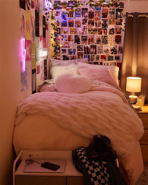 Pin on dorm room inspo