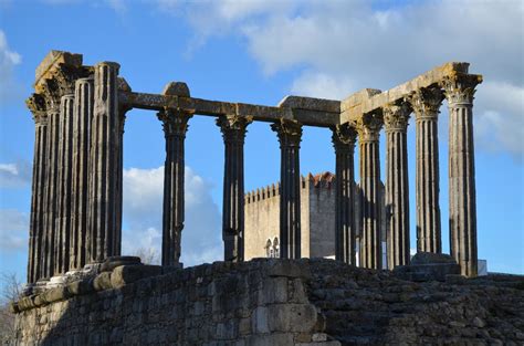 Photoset: The Roman Temple of Évora (Portugal) FOLLOWING HADRIAN