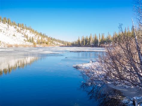 Free Photo | Winter at mammoth lakes