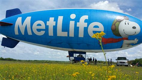 Make-A-Wish Fundraiser Winner Takes Blimp Ride Over Tampa Bay - Van Wagner Aerial