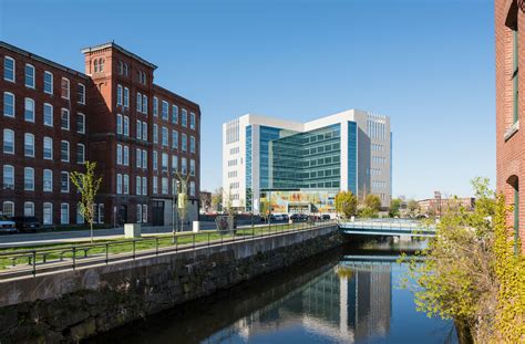 Cornelius F. Kiernan Judicial Center | Finegold Alexander Architects