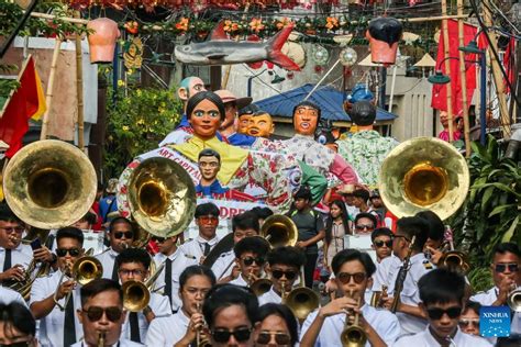 Papier-mache puppets paraded to celebrate Higantes Festival in Philippines - Global Times