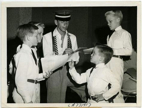 Frank Sinatra giving autographs to Bing Crosby's sons, ca. 1945 | Frank ...