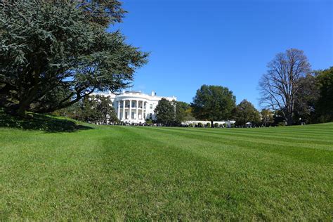 Local Ecologist: The White House Garden Tour Fall 2015