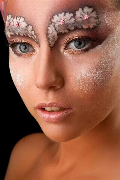 Pin by cirrias y txintxibirris on Makeup | Fairy halloween makeup, Fairy makeup, Halloween ...