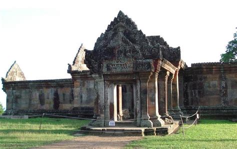 Preah Vihear Temple Historical Facts and Pictures | The History Hub