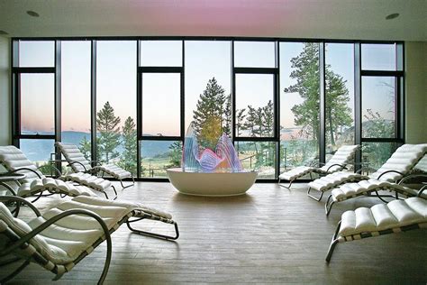 Sparkling Hill Resort + Spa - EKISTICS