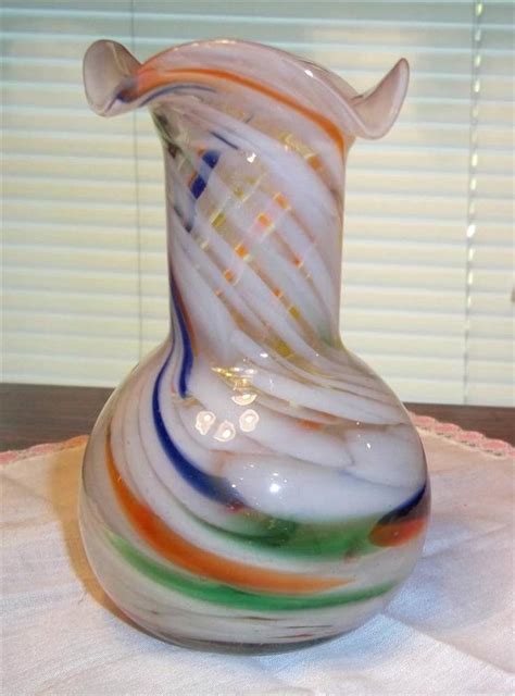 Vintage Multi Colored Swirling Art Glass Bud Vase - L@@K | Color swirl, Glass art, Bud vases