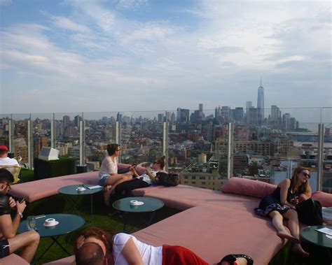 5 BEST ROOFTOP BARS IN NYC - Tapan Desai