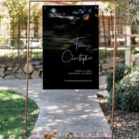 46 Wedding Sign Ideas That Are Fun & Functional