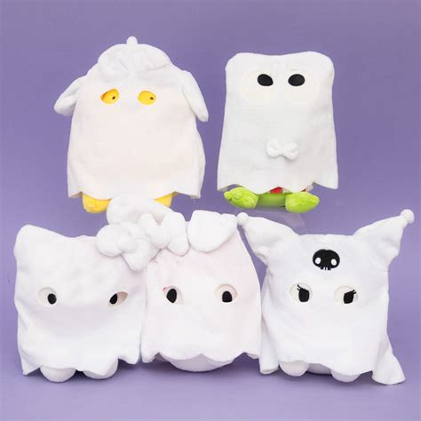 It's Spooky Season! New Sanrio Halloween items & 100% Soft Meet & Gree ...