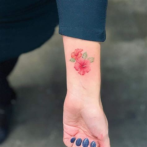 100 Stunning Hibiscus Tattoos - Tattoo Inspiration & Their Meanings