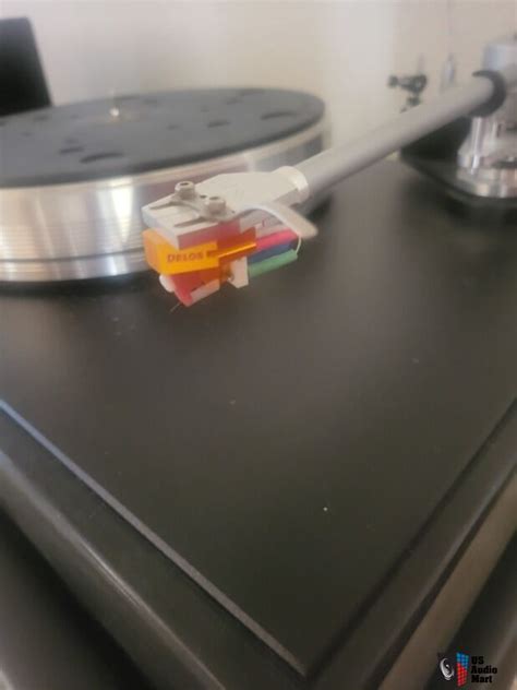 VPI CLASSIC 1 Turntable with LYRA Delos Cartridge Photo #4708967 - US ...