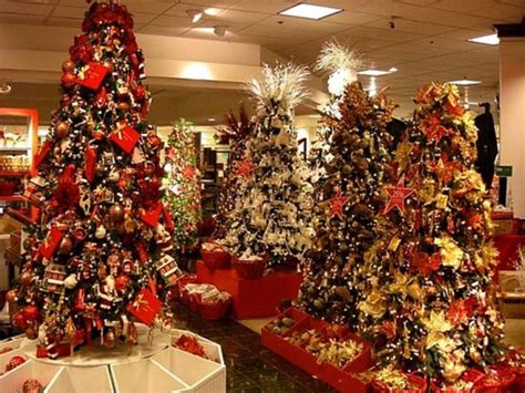 Pin on Christmas Luxury Retail | Christmas tree, Christmas decorations, Christmas luxury