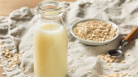 Why Aldi's Oat Milk Supposedly Changed, According To Reddit