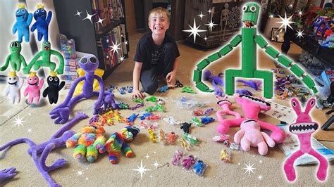 New Rainbow Friends Toys! Plushies, Action Figures, & Legos! - YouTube