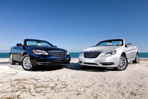 CHRYSLER 200 Convertible - 2011, 2012, 2013, 2014 - autoevolution