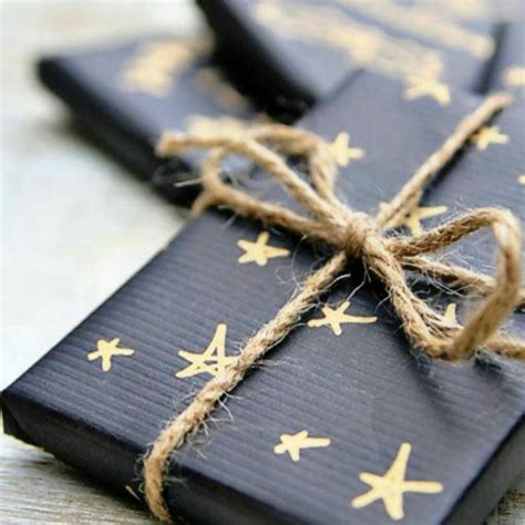 Pin by Damarus Chereji on Coraline Aesthetic | Gift wrapping, Christmas ...