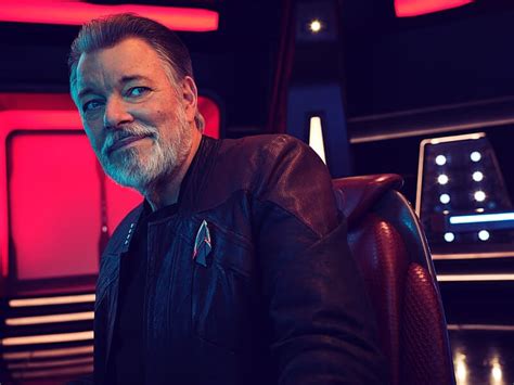 Star Trek: Strange New Worlds Season 3: Jonathan Frakes Set to Direct