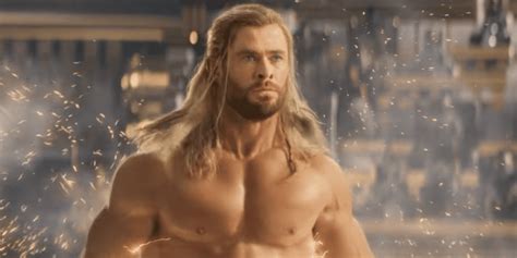 Chris Hemsworth Goes Naked for 'Thor 4' Trailer, Marvel Fans Stunned ...