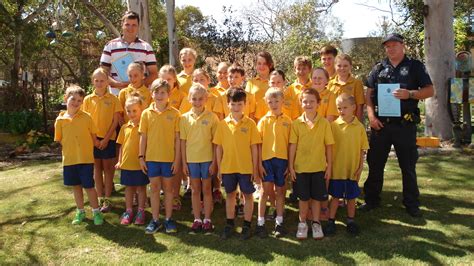 Mt Whitestone State School get a Police visit! - Darling Downs